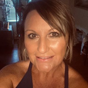 Meet your Posher, Mandy